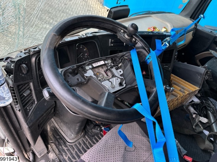 Mercedes Actros 1843