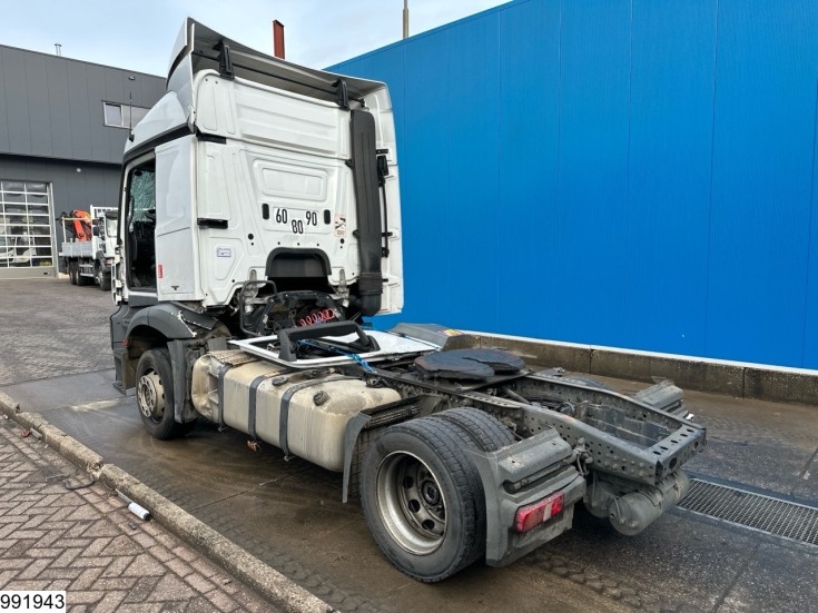 Mercedes Actros 1843