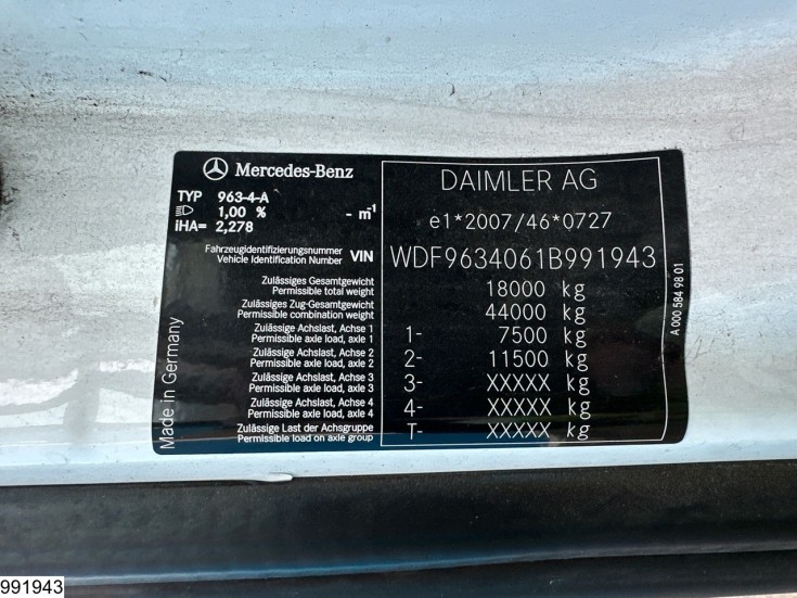 Mercedes Actros 1843