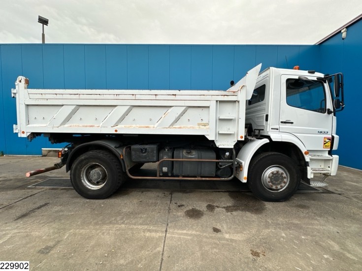 Mercedes Axor 1833