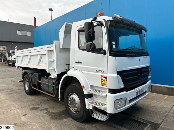 Mercedes Axor 1833