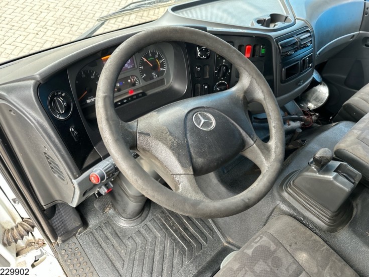 Mercedes Axor 1833