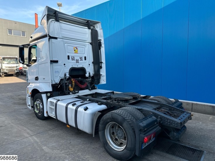 Mercedes Actros 1845