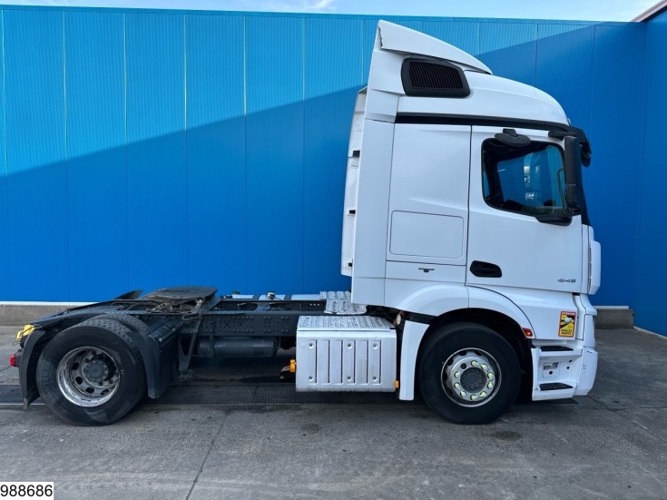 Mercedes Actros 1845