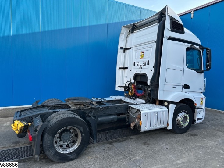 Mercedes Actros 1845