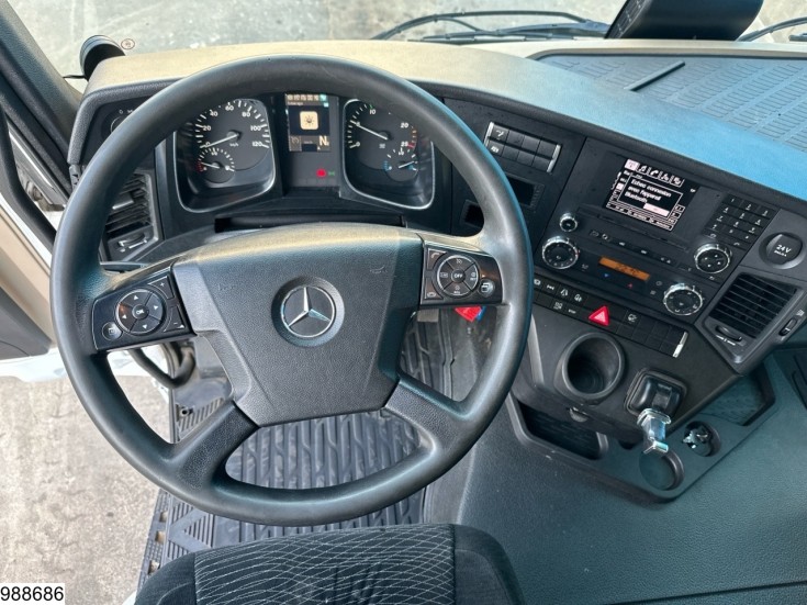 Mercedes Actros 1845