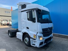 Mercedes Actros 1845