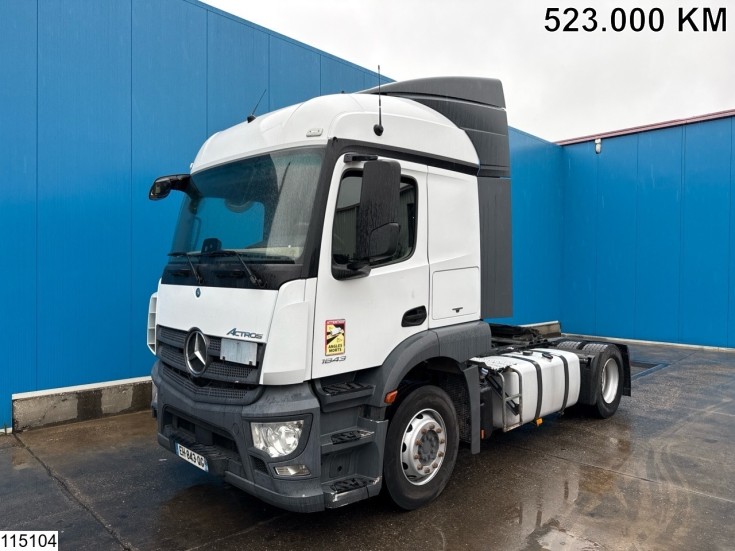 Mercedes Actros 1843
