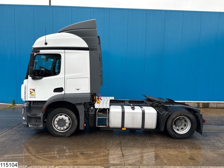 Mercedes Actros 1843