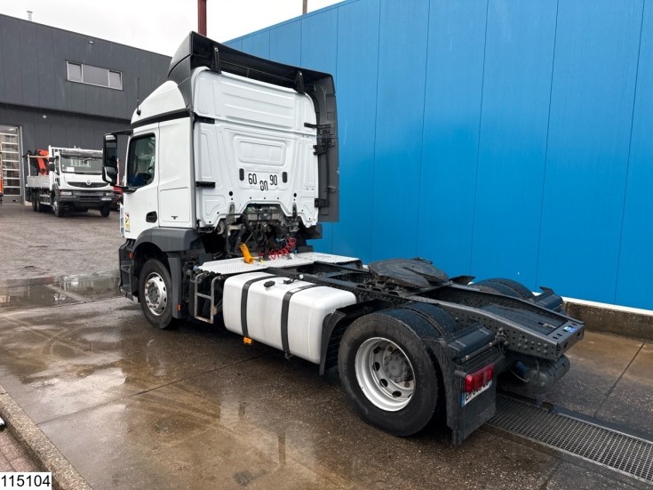 Mercedes Actros 1843