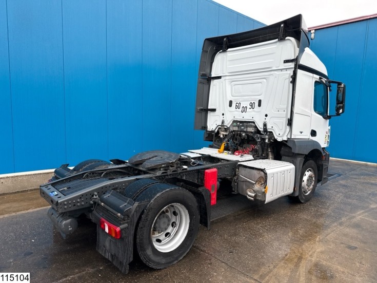 Mercedes Actros 1843