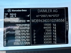 Mercedes Actros 1843
