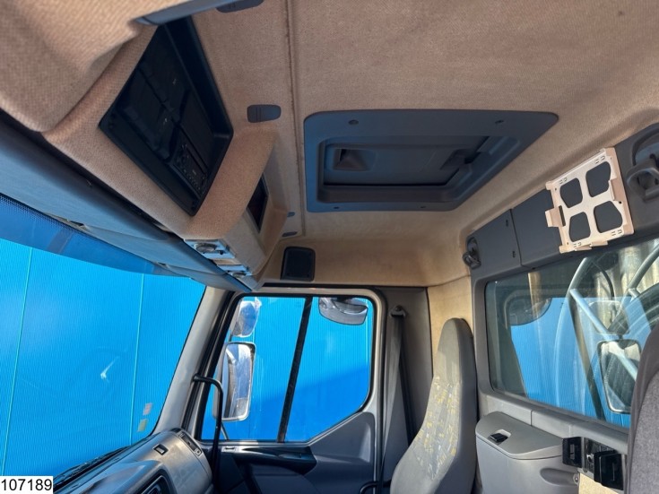 Renault Premium 270