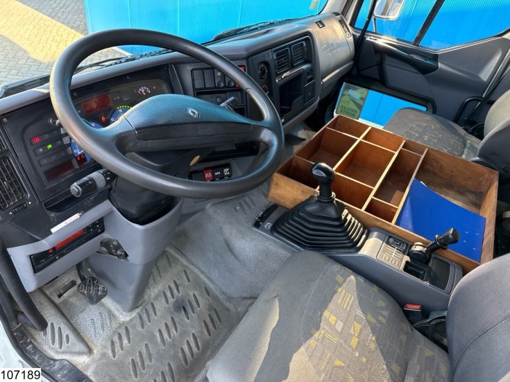 Renault Premium 270
