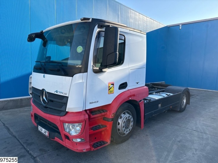 Mercedes Actros 1843