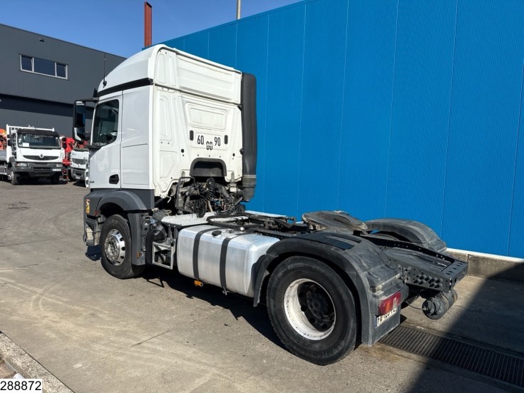 Mercedes Actros 1846