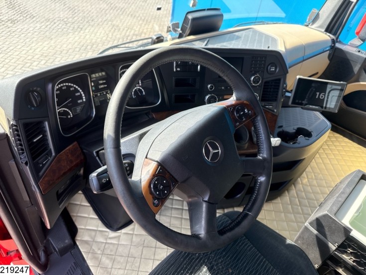 Mercedes Actros 1845