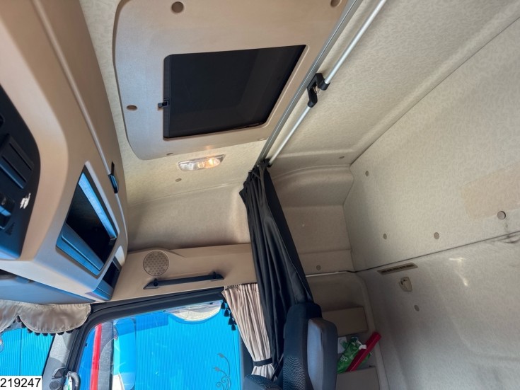 Mercedes Actros 1845