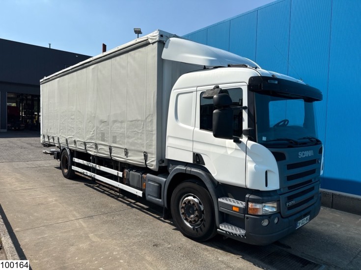 Scania P 270