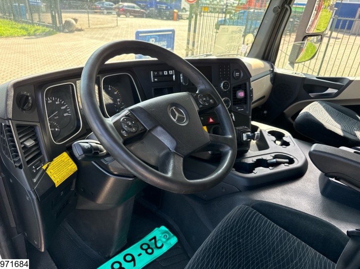 Mercedes Actros 1843