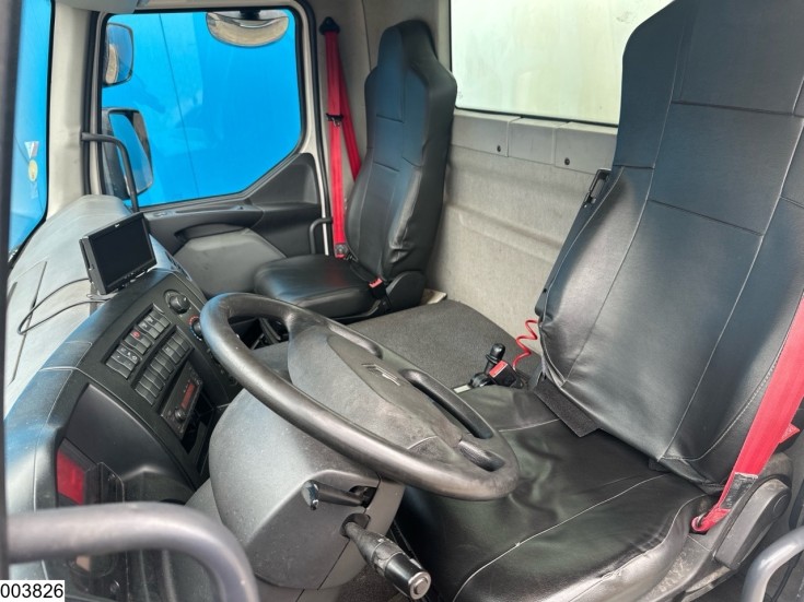 Renault D Wide 320