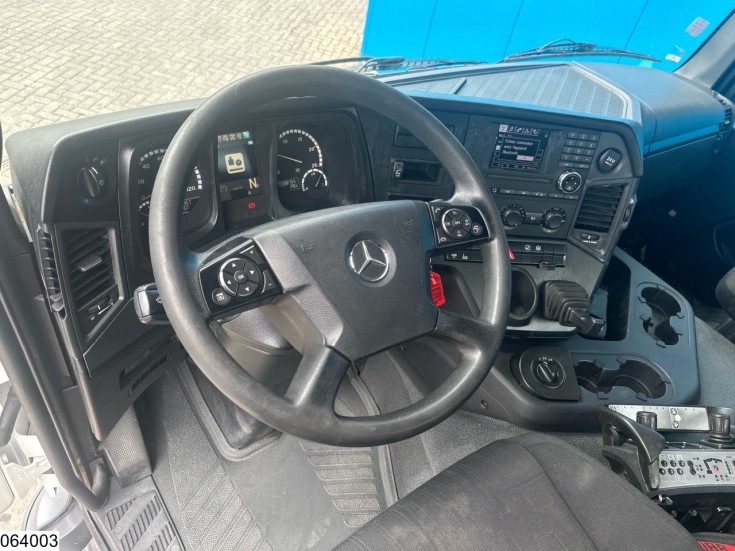 Mercedes Arocs 3243