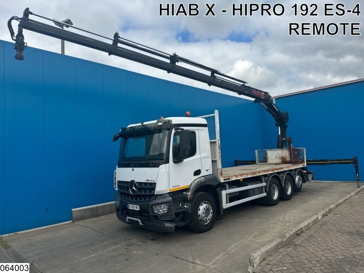 Mercedes Arocs 3243