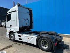 Mercedes Actros 1845