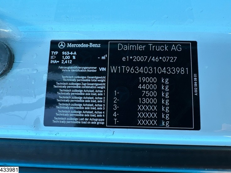 Mercedes Actros 1845
