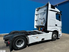 Mercedes Actros 1845