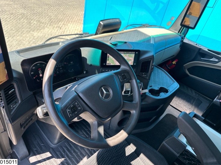 Mercedes Actros 1845