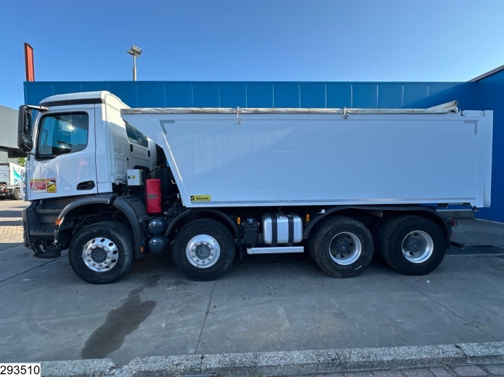 Mercedes Arocs 3246