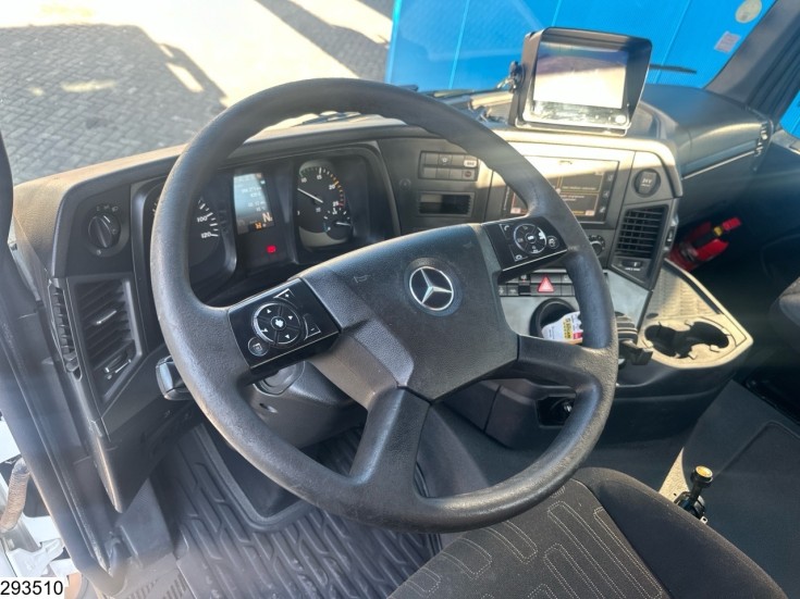 Mercedes Arocs 3246