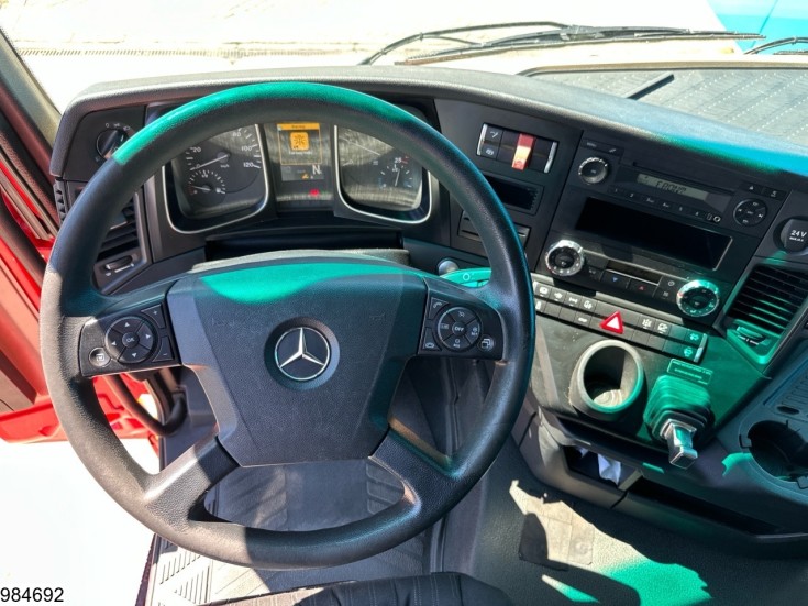 Mercedes Actros 1843