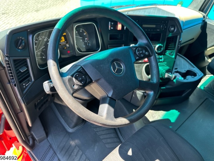 Mercedes Actros 1843