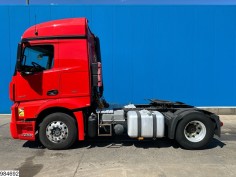 Mercedes Actros 1843