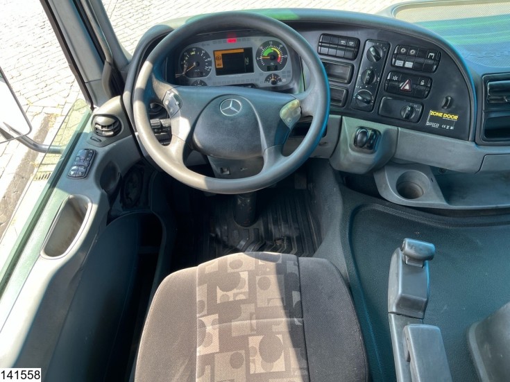 Mercedes Actros 3236