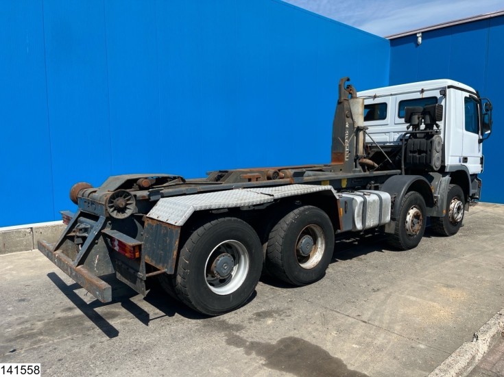 Mercedes Actros 3236