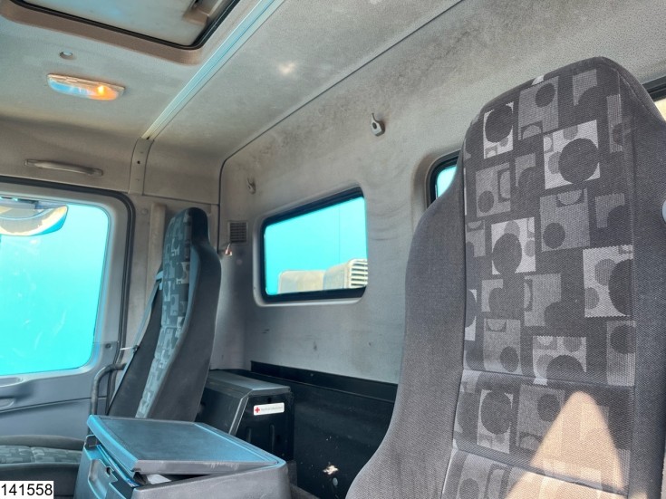 Mercedes Actros 3236