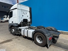 Mercedes Actros 1842