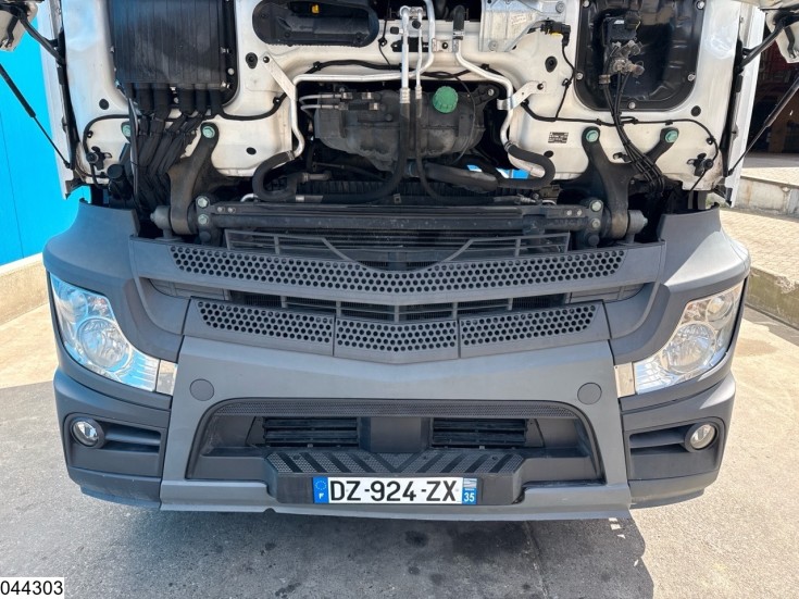 Mercedes Actros 1842
