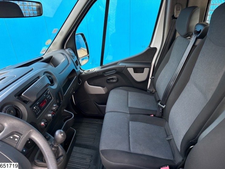 Renault Master 130