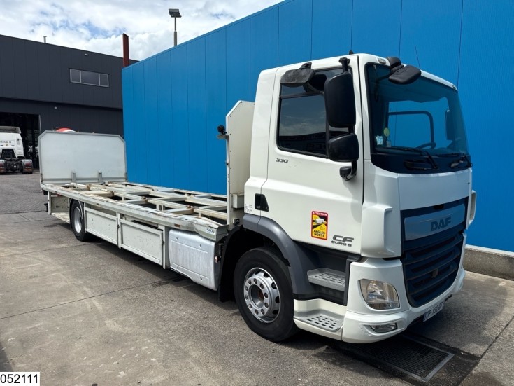 DAF CF 330
