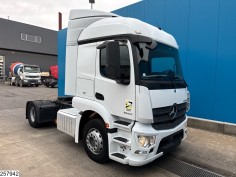 Mercedes Actros 1843