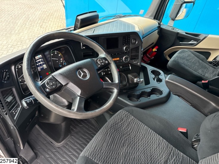 Mercedes Actros 1843