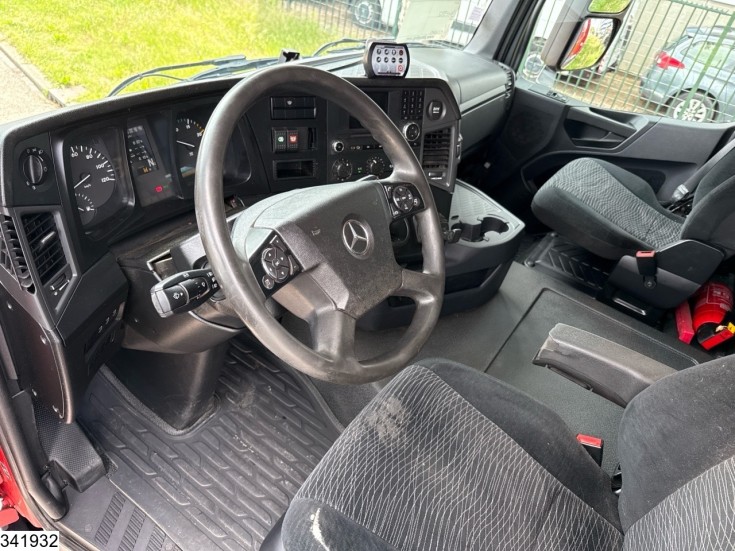 Mercedes Arocs 3353