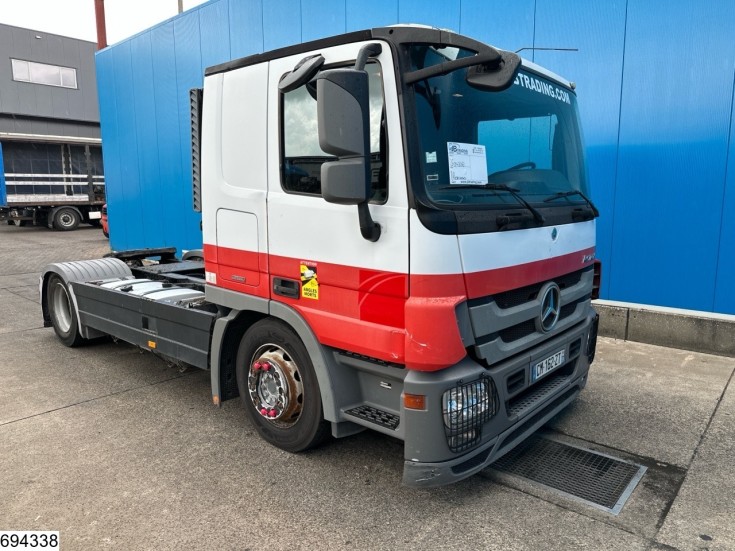 Mercedes Actros 1841