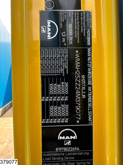 MAN TGA 33 530
