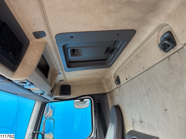 Renault Premium 270