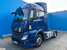 Mercedes Actros 1845